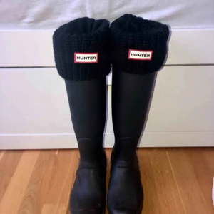 - Hunterstövlar i utmärkt skick, strumpor medföljer!