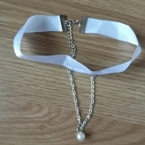  - Halsband/ choker 