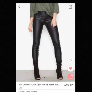  - Skinnbyxor från vila🖤🖤🖤