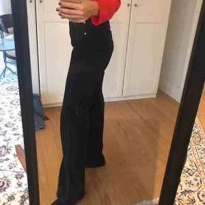  - Weekday jeans i modellen ”ACE” 💕