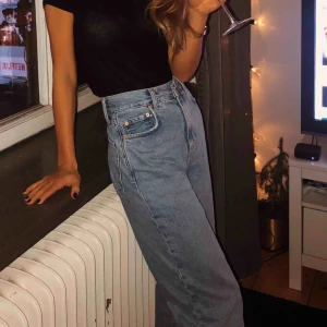  - Jeans, enbart använda på dessa bilder.  Frakt tillkommer. 