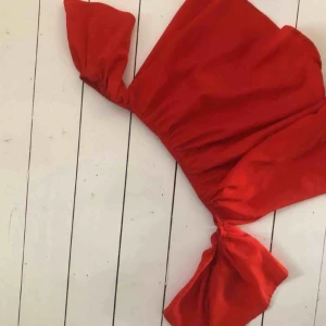  - Topp från Nelly. Frakt tillkommer på 20kr🥰