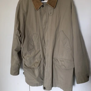  - Snygg jacka från Gant. I gott skick. 