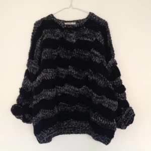  - Den stora stickade! Vintage från Impuls (H&M) Acrylic mohair