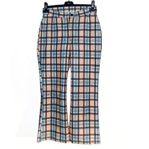 Rutiga byxor  - Skitsnygga rutiga byxor. I nyskick!