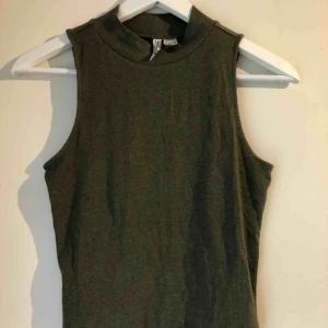  - Ett fin linne! Bra skick! Skickas ej💓