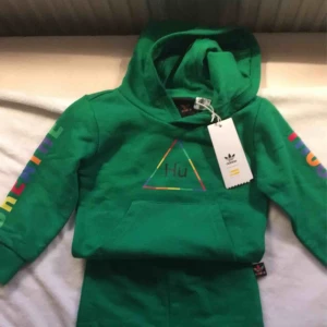  - Adidas original set limited edition 