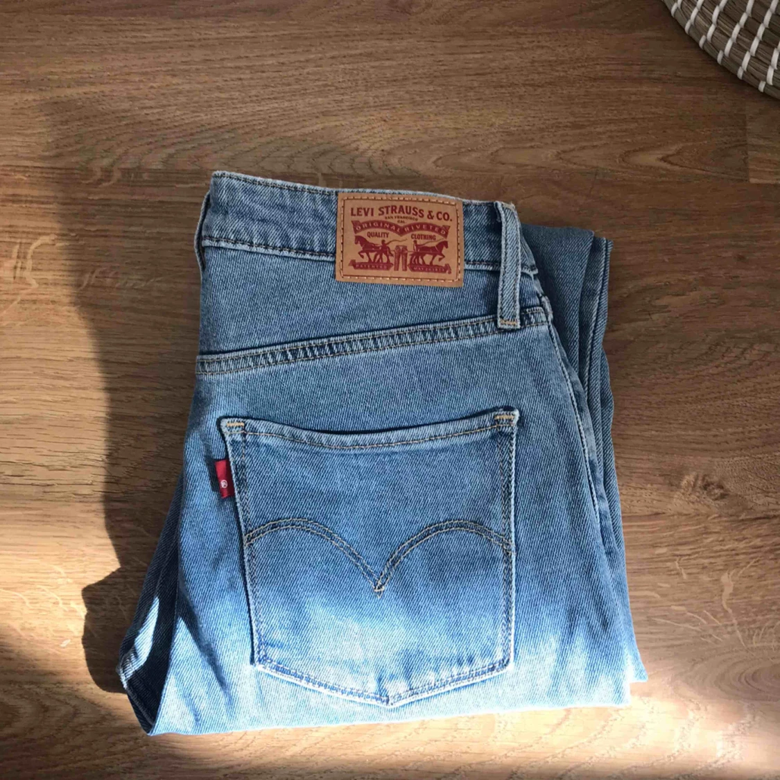 Levis 