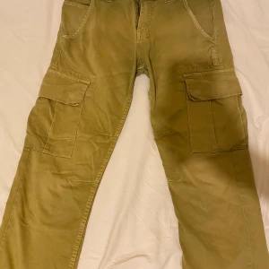Alpha Industries Cargo pants - Beige cargo alpha industries byxor.