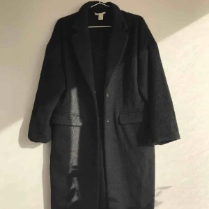  - Kappa från H&M!! Fint skick! FRAKT INKLUDERAT I PRISET!!