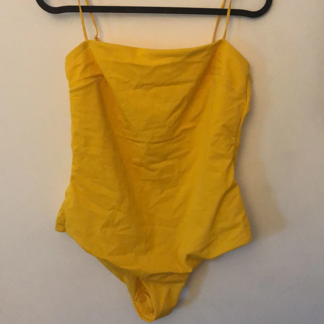 Gul baddräkt  - 90