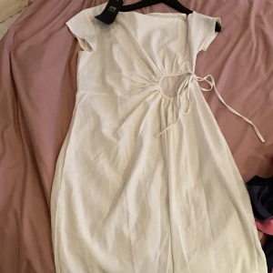 Klänning stl S - Helt nytt 