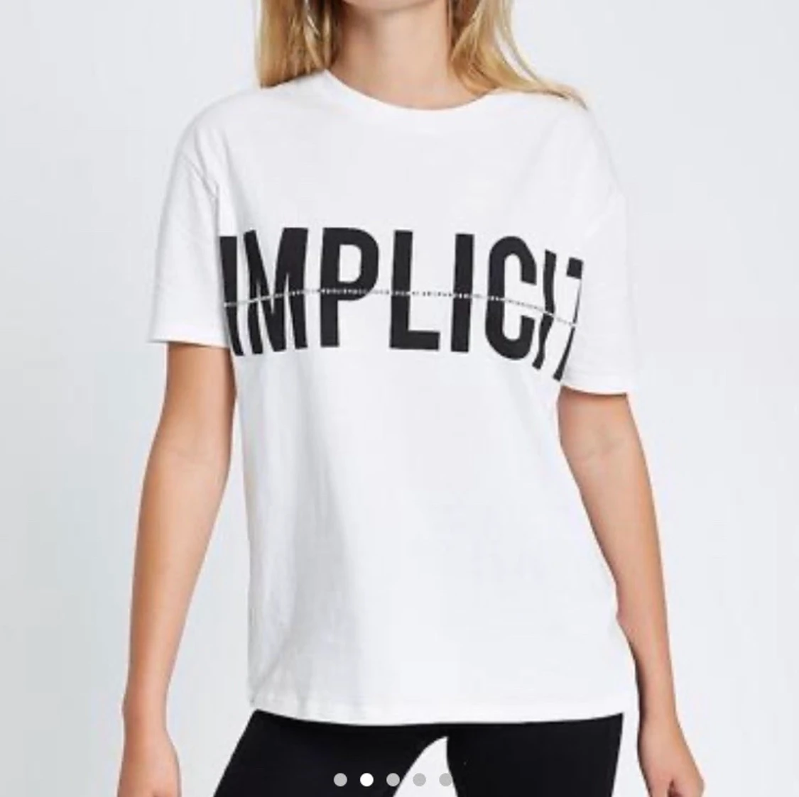 T-shirt från river island