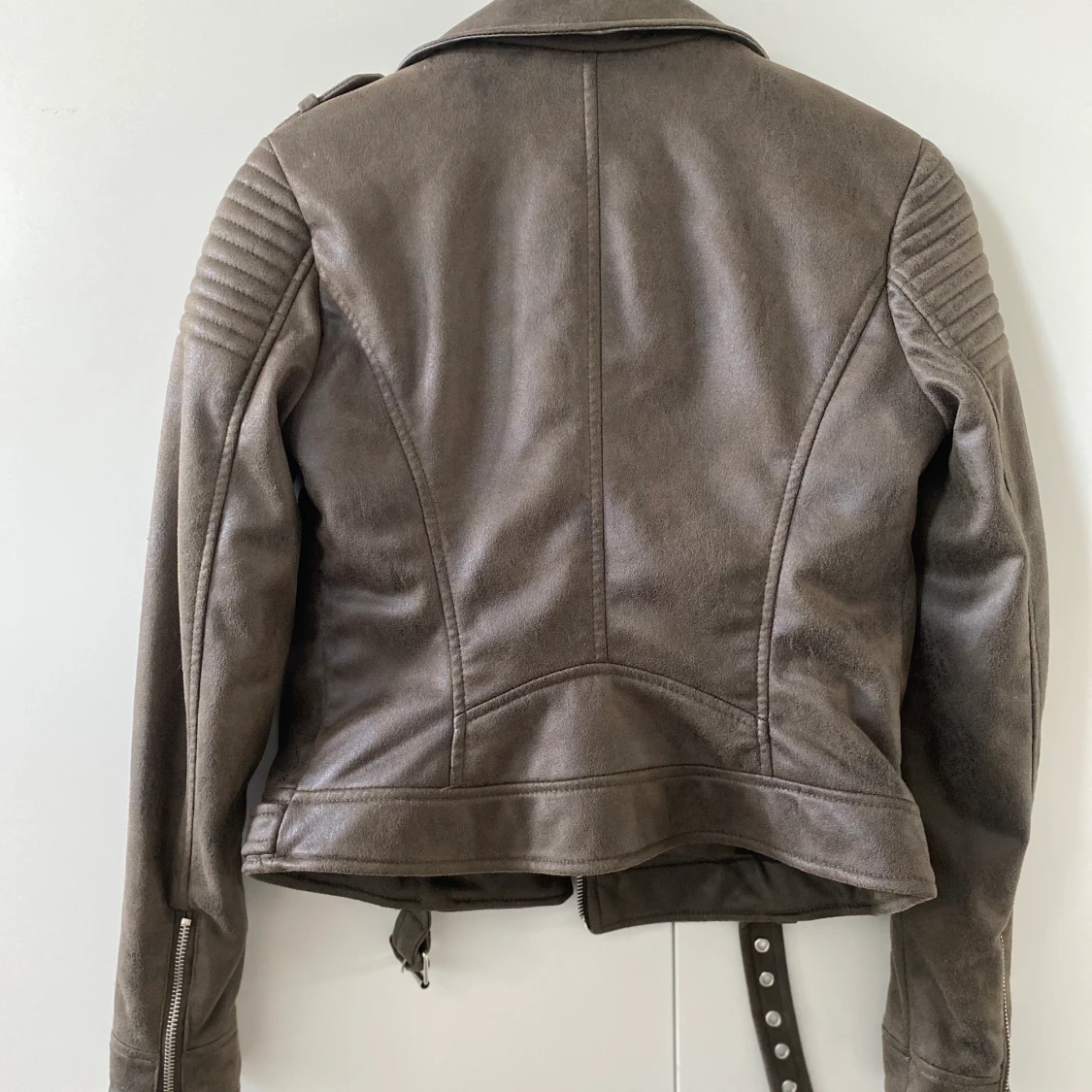 Snygg jacka i khaki - 90