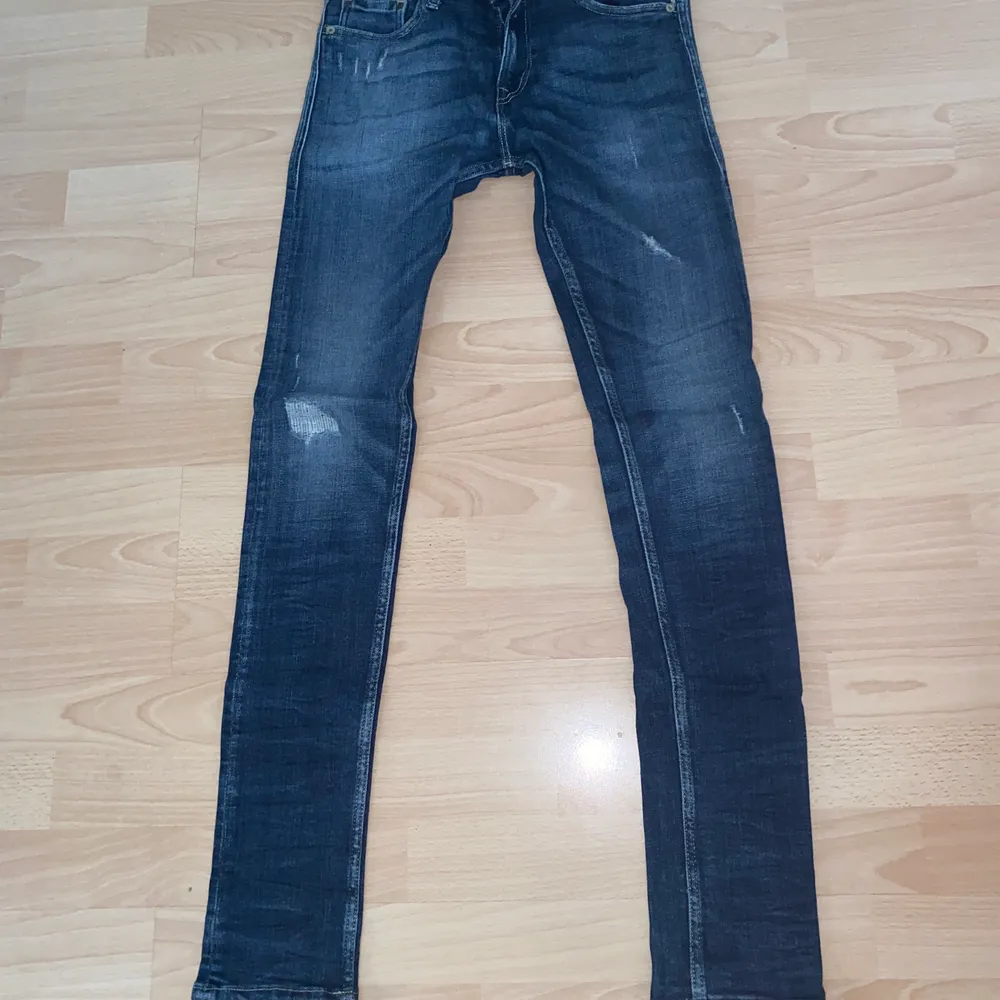 Brand: replay skinny jeans Storlek W28 L30. Köparen står för frakt, kan annars mötas i Stockholm . Jeans & Byxor.