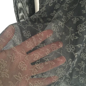 Belair Paris Mesh shirt  - Underbar 90s love från Belair Paris. Lång meshtröja med blommigt mönster ✨ Kan mötas upp i Gbg eller skicka mot en fraktkostnad på 20 kr. 🌙