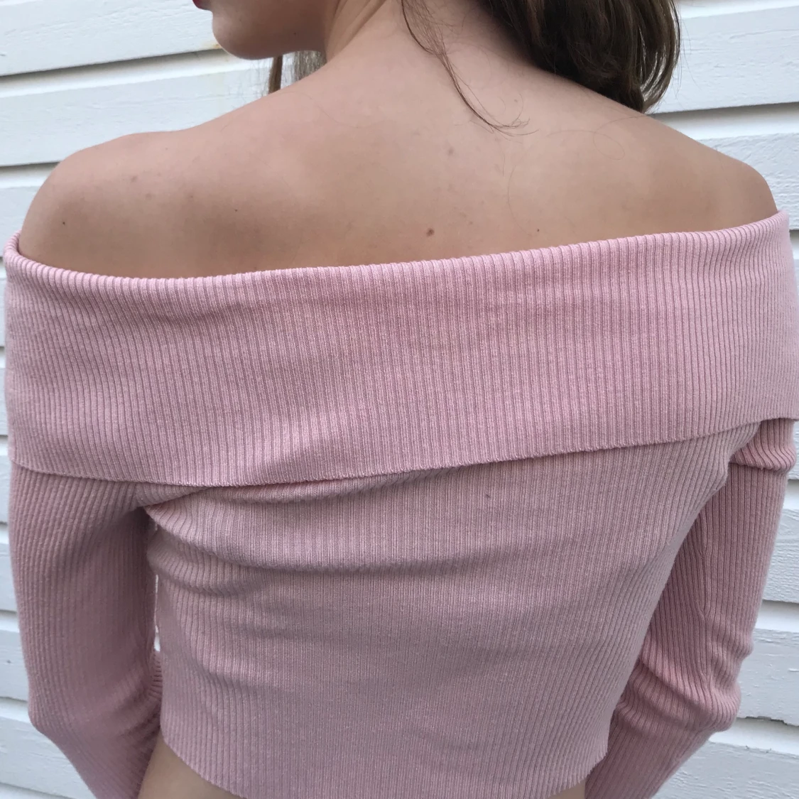 Fin rosa off-shoulder topp - 90