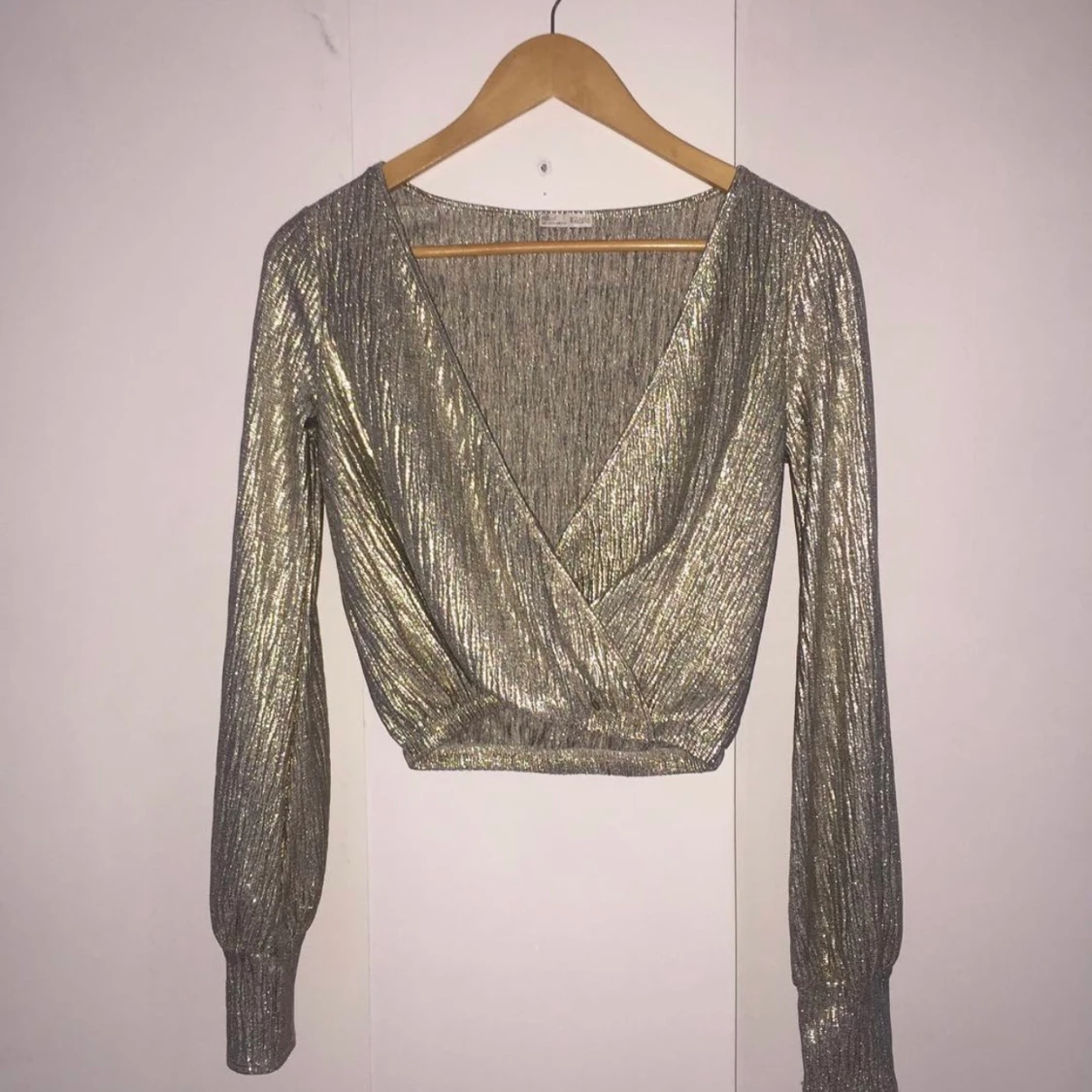 Golden shirt  - 90