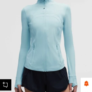Lululemon define jacket   - Jag söker lululemon define jacket i foam cloud helst den långa modellen. Jag har den croppade varianten så om de är någon gullig skäl som vill byta blir jag super glad!!  Jag har den i storlek 8 och byter gärna till 8. 