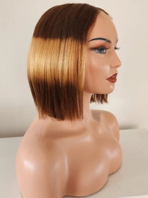 100% human hair äkta hår vetnamen Kort peruk i brunt och blont - Snygg kort peruk med rak bobfrisyr i tvåfärgat brunt och blont. Peruken har en naturlig glans och tydlig färgövergång, perfekt för dig som vill ha en trendig look. Passar både till cosplay och vardagsstil.