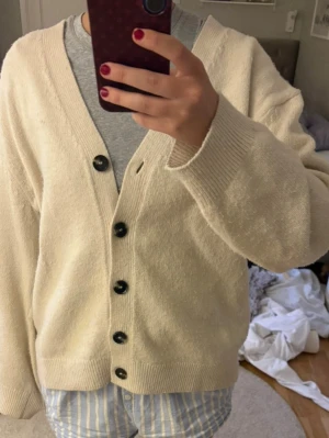 Kofta H&M - Fin kofta, lite nopprig