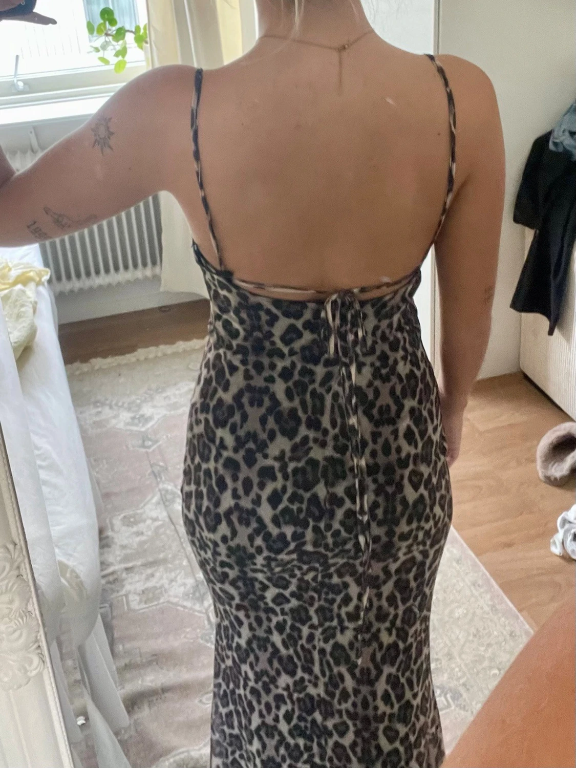 Leopardmönstrad långklänning - 1