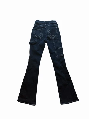 True Religion Jeans - Svart - XS/S - Helt nya utan tags. Passar XS - S. Stretchigt material. Bud är välkomna. 