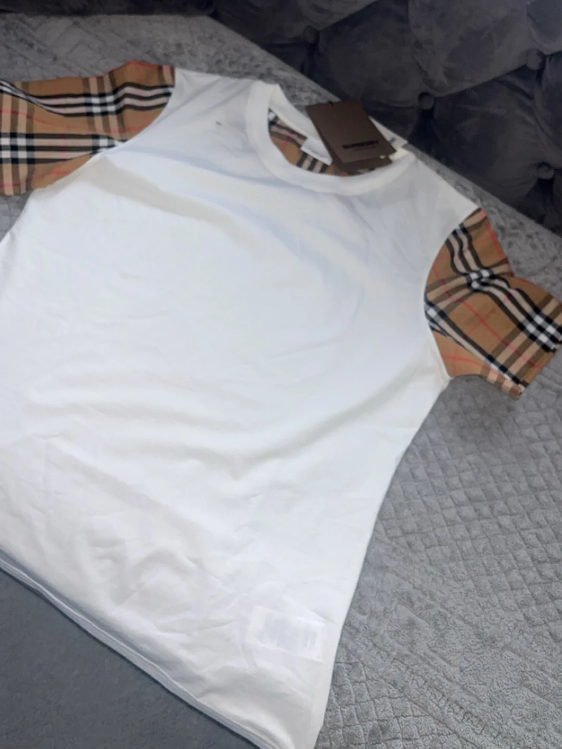 Vit Burberry t-shirt med rutiga ärmar - 2