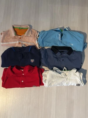  piker - Fina ljusa piker Lacoste,boss och kenzo. Kom dm för bilder  115kr per piké för fler kom dm 