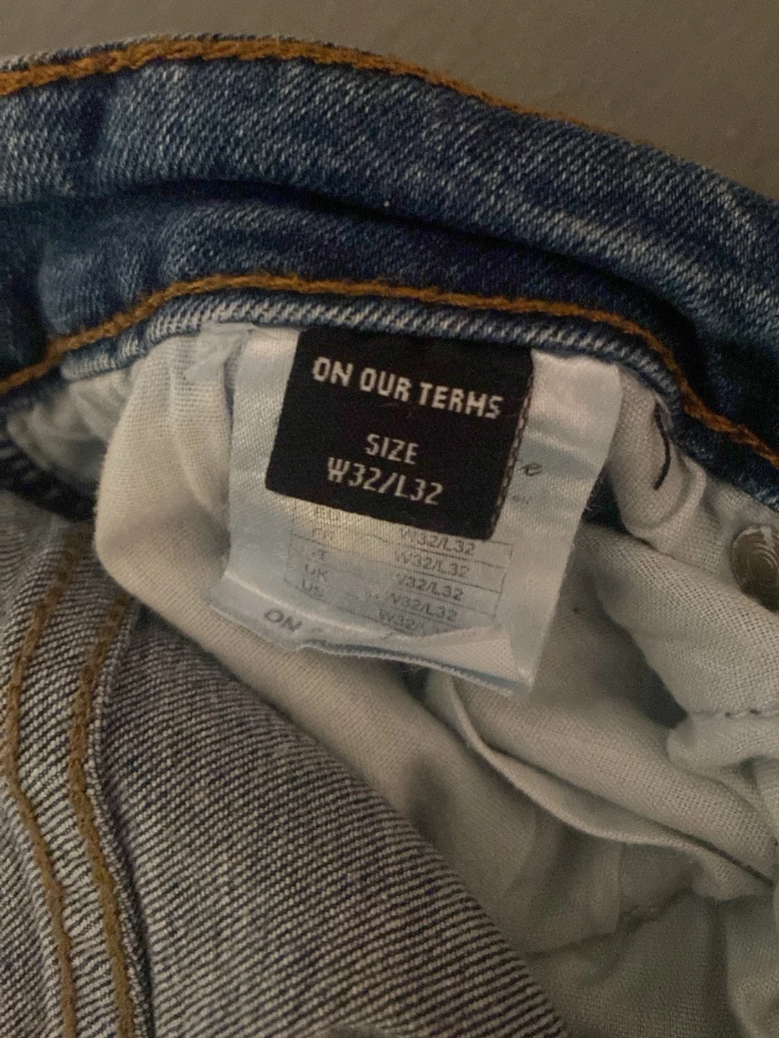 Blåa jeans från On our terms - 5