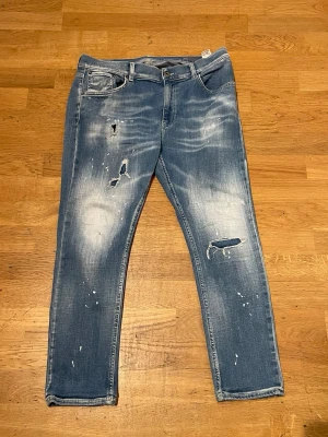 Dondup jeans  - Säljer mina Dondup jeans då dom inte kommer till användning 
