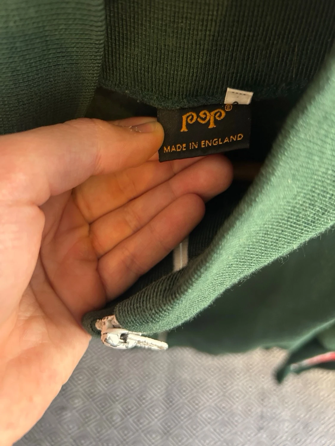 Zip-up - 1