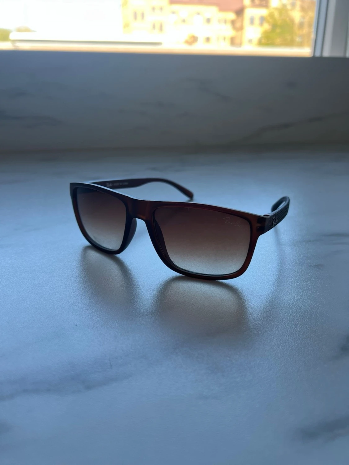 Bruna Ray-Ban solglasögon
