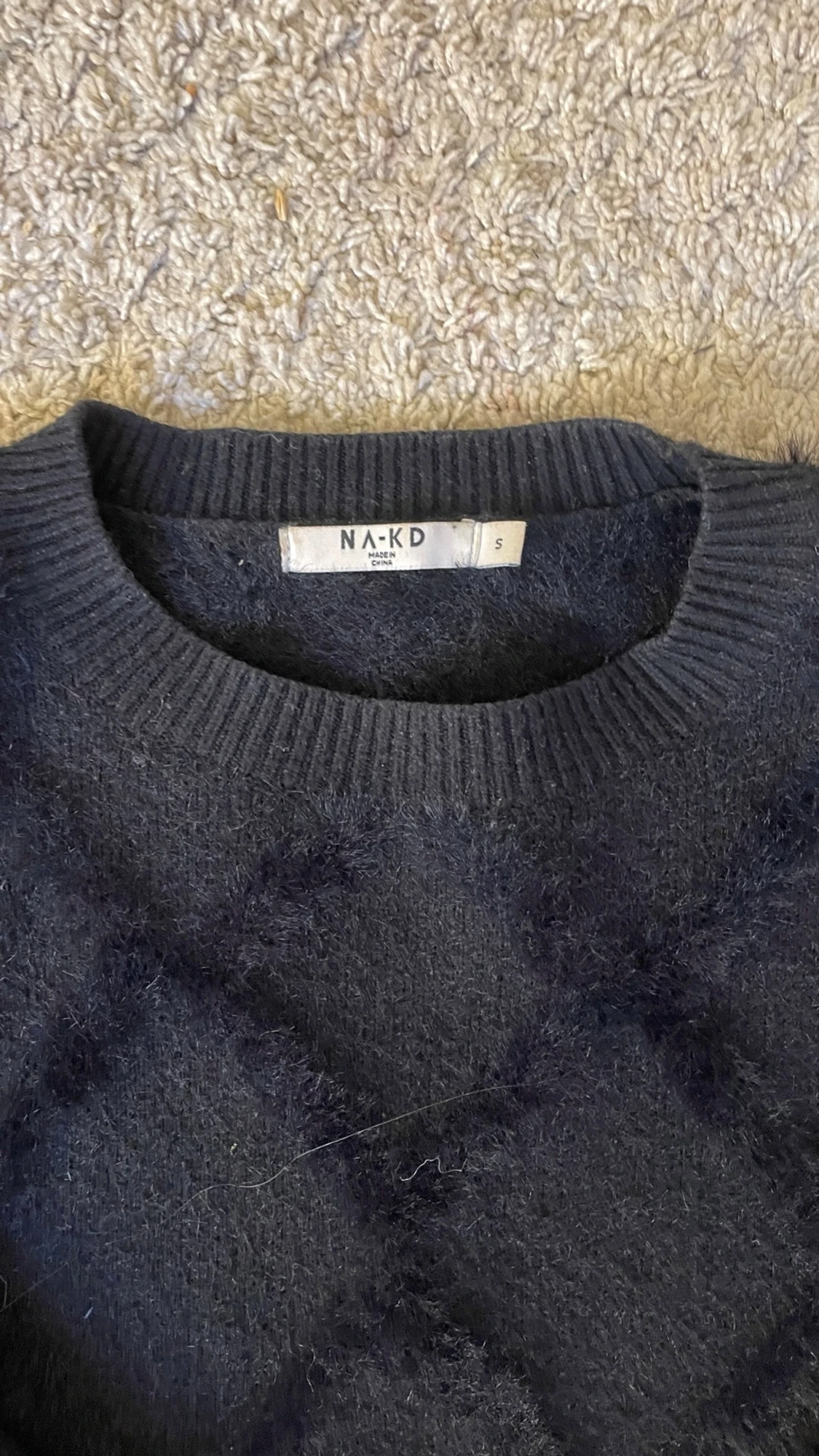 Svart fluffig stickad tröja - 3