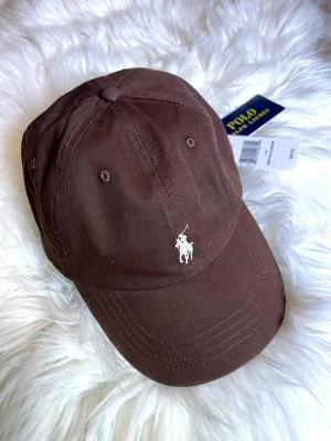 Brun keps från Polo Ralph Lauren - Ny med prislapp. Unisex model 