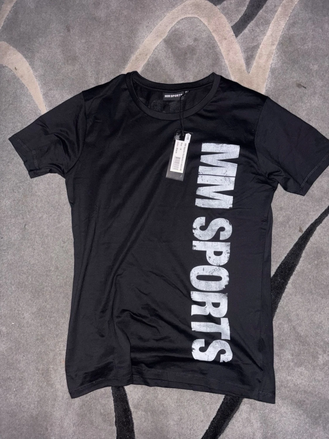 Svart t-shirt från MM Sports