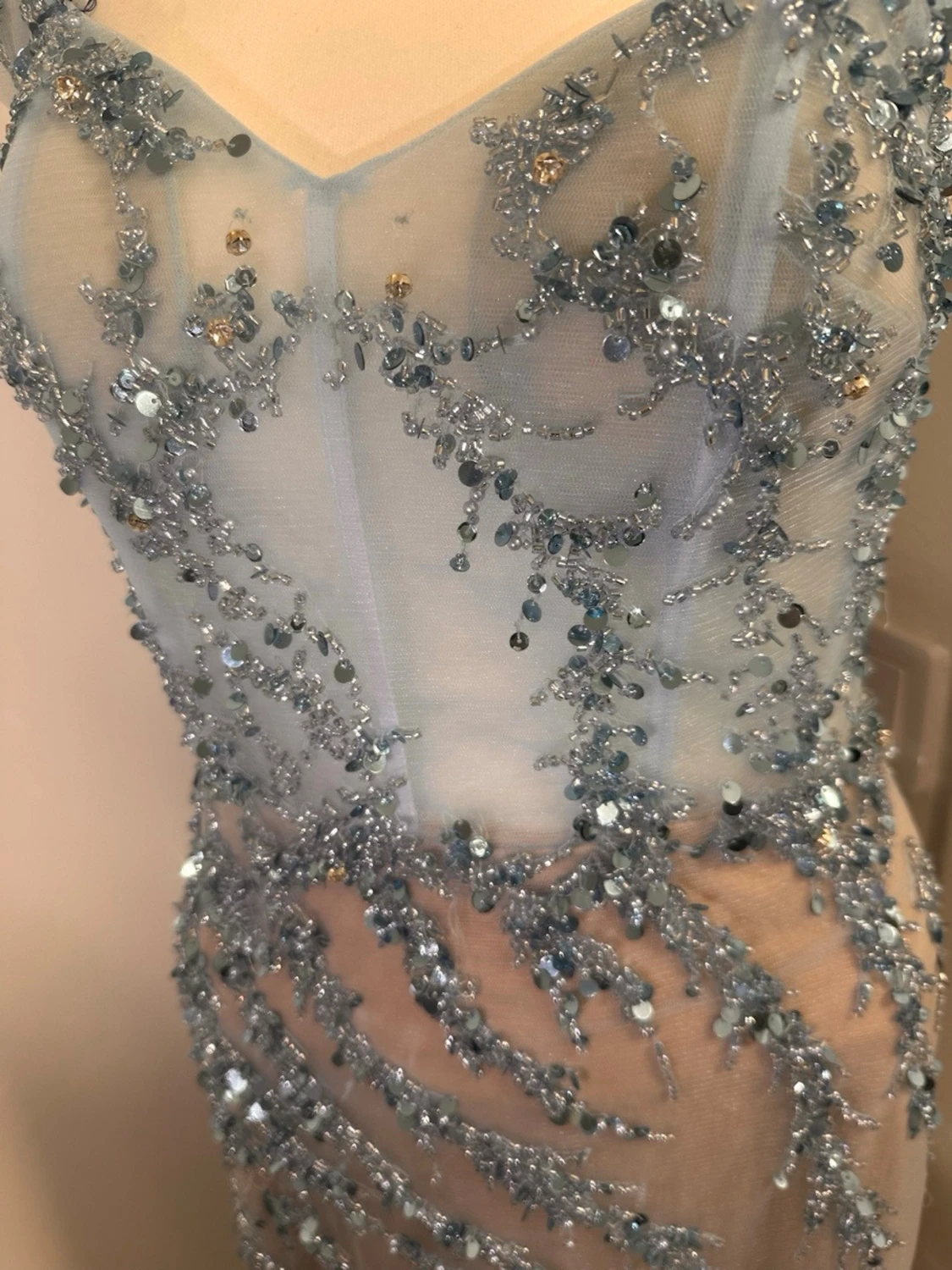 Långklänning med blå paljetter - 6