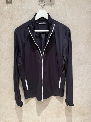 J.Lindeberg Vind Jacka - J.Lindeberg Vind Jacka. Storlek S. Inga Fläckar inga skador !