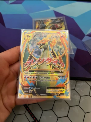  MCharizard EX  - Säljer en MCharizard EX 
