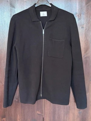 Svart bläck tröja/Overshirt - Nypris 899kr