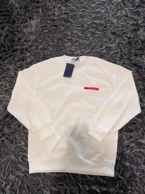  Prada sweater - Size M, good quality, brand new