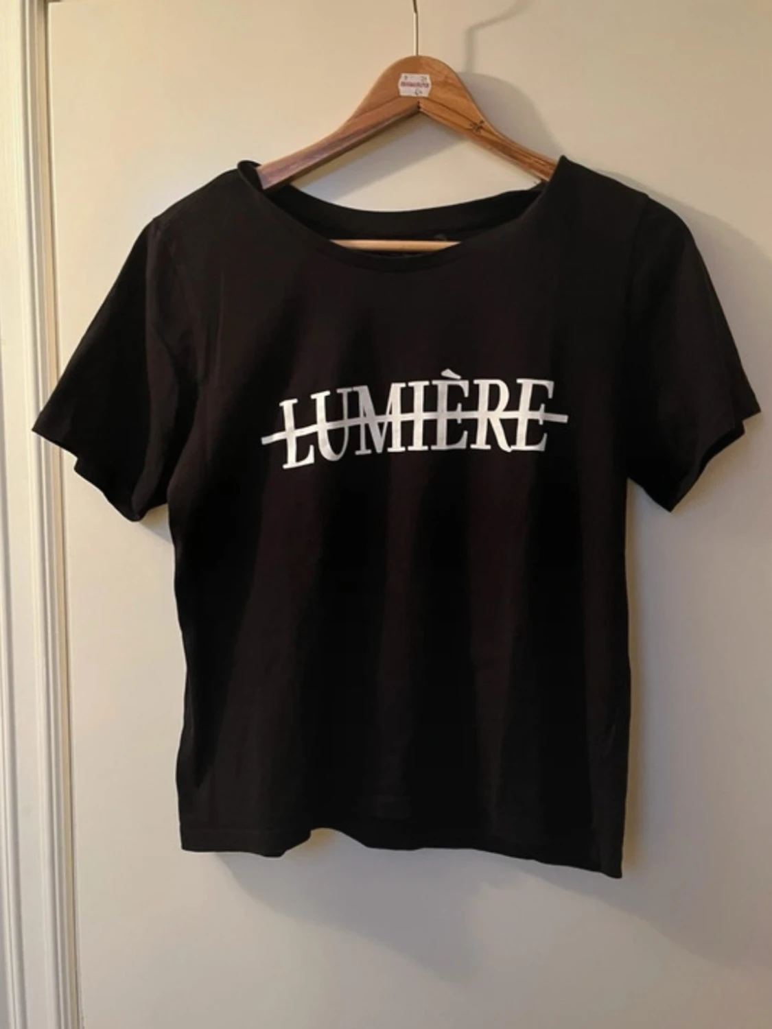 Svart t-shirt