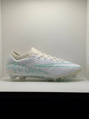 Nike Mercurial Vapor 15  - Nike Mercurial Vapor 15 Elite AG “NikeID” 🌐  Size- 8 US/ 41 EU 🇪🇺   Condition- 9.5/10