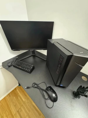Gaming setup - RTX 3060 | i5-12400F | 16 GB RAM, 500 GB SSD, skärmen är 240hz. Hämtas i Göteborg på plats!