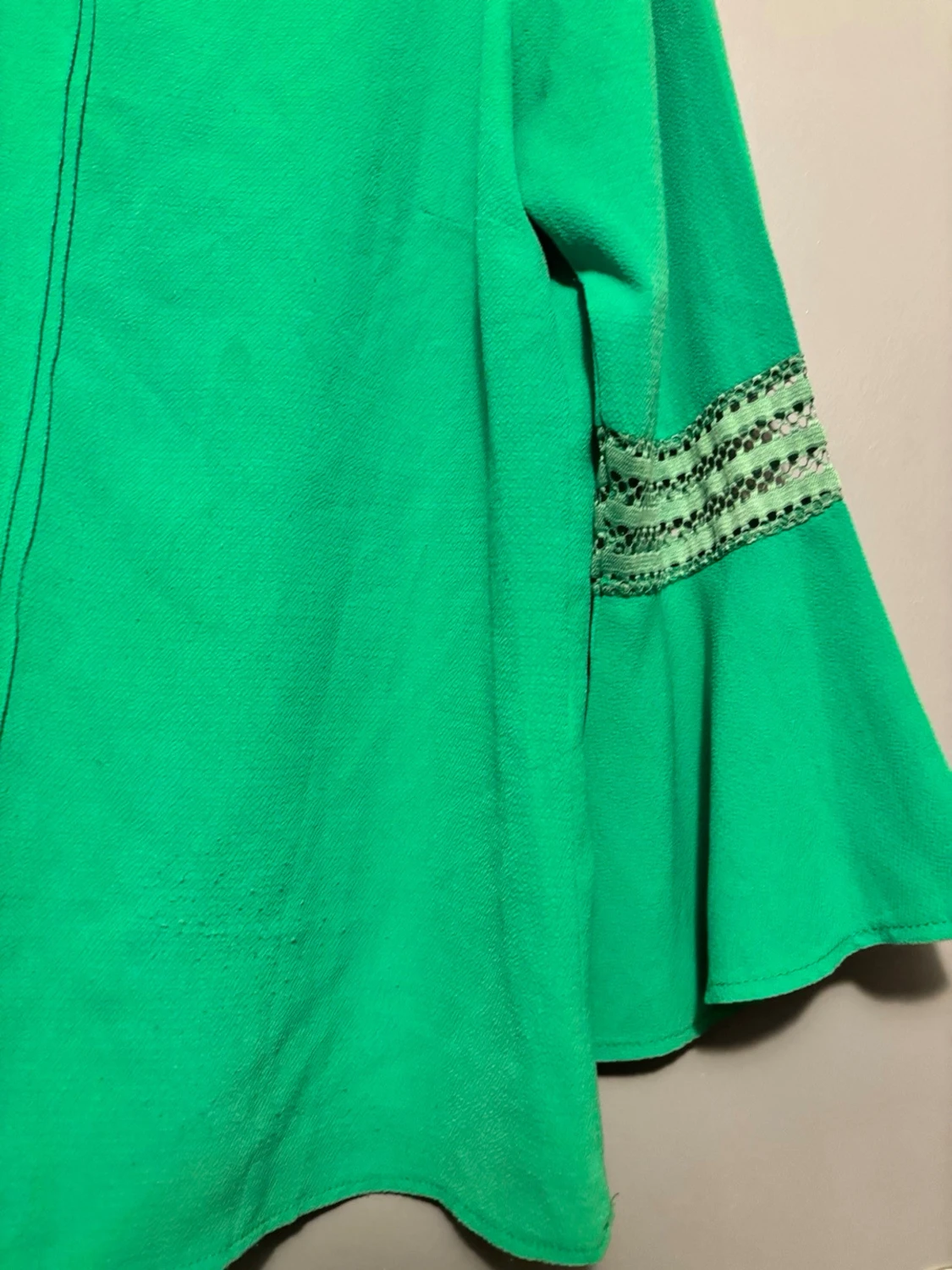 Grön blus med vida ärmar från H&M - 1