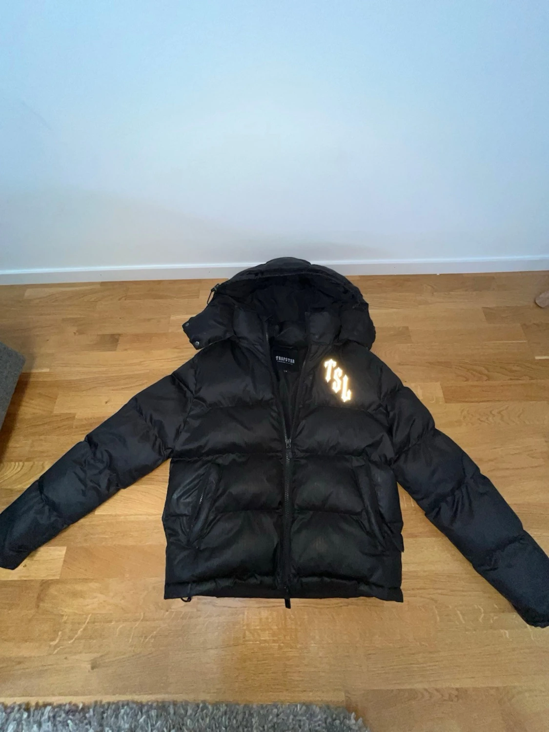 Trapstar svart pufferjacka med tryck - 2