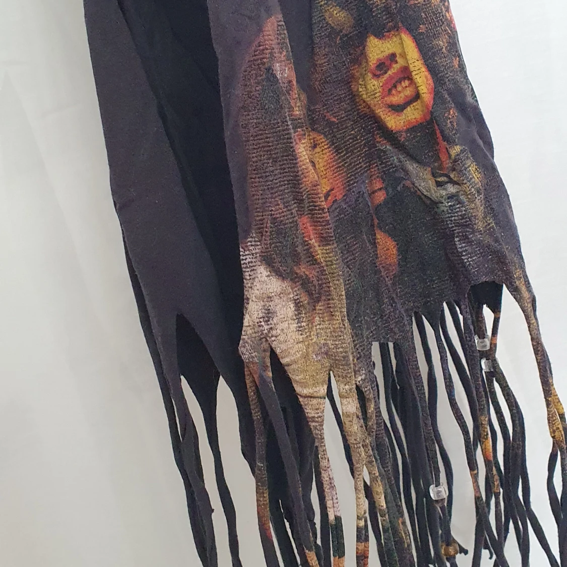 Svart AC/DC linnetopp med fransar - 1