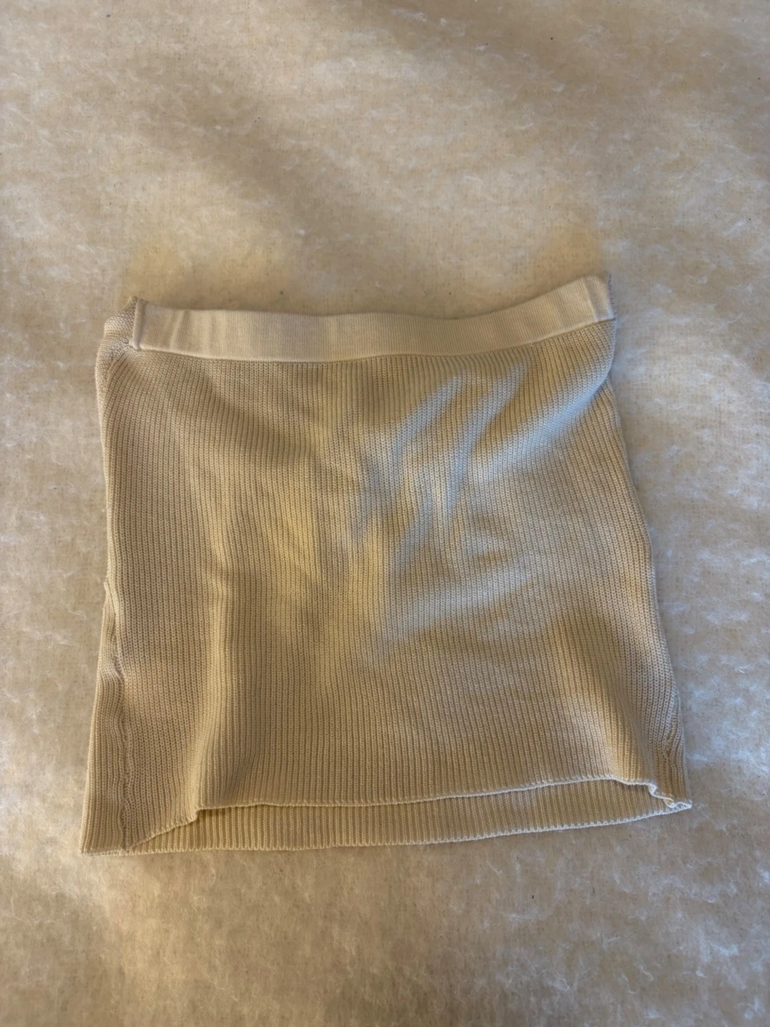 Beige ribbad bandeau topp - 2