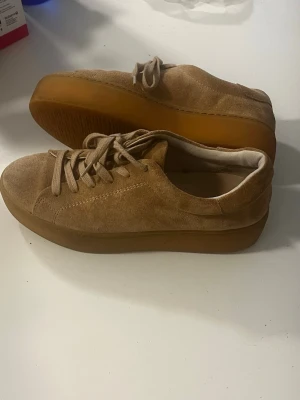 Mocha Vagabond - Fina vagabond skor i brun/beige mocha, mycket bra skick💕