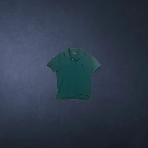 Jacob Cohën Piké  - Tjenare! En grön piké ifrån Jacob Cohën. Size: S - Skick: 4/5 - Retail: 2500:-. Hör gärna av er vid frågor och funderingar. /Mvh, Morëtti Co.